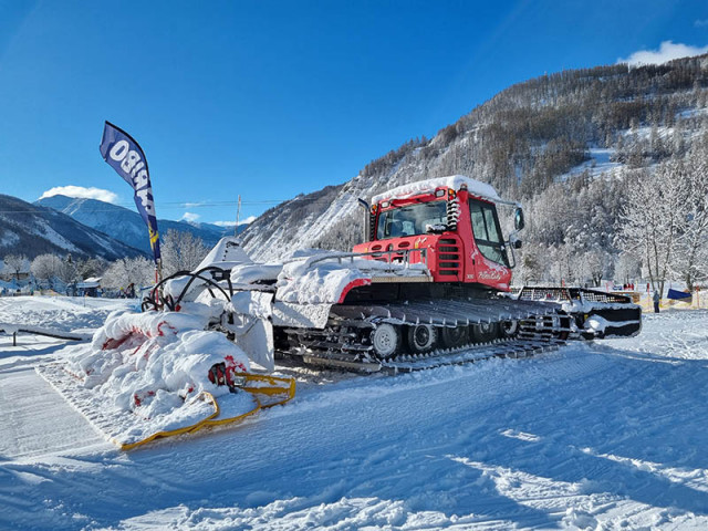 Activities extra skiing