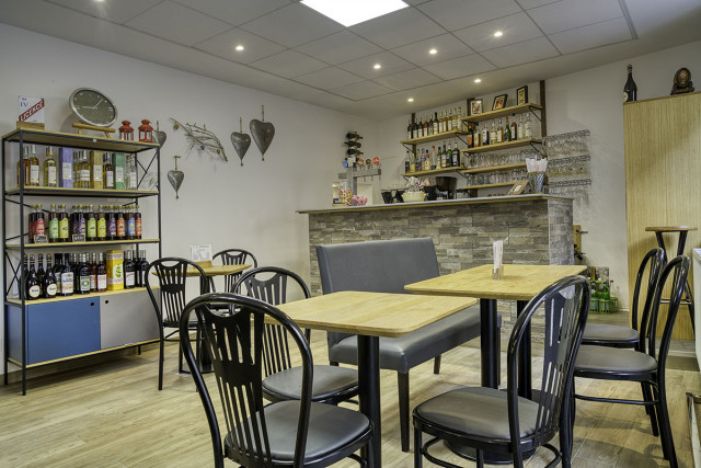 Hôtel pascal, salle de restaurant