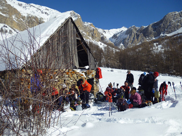 randonnee_raquette_val_d_allos.jpg randonnee_raquette_val_d_allos.jpg