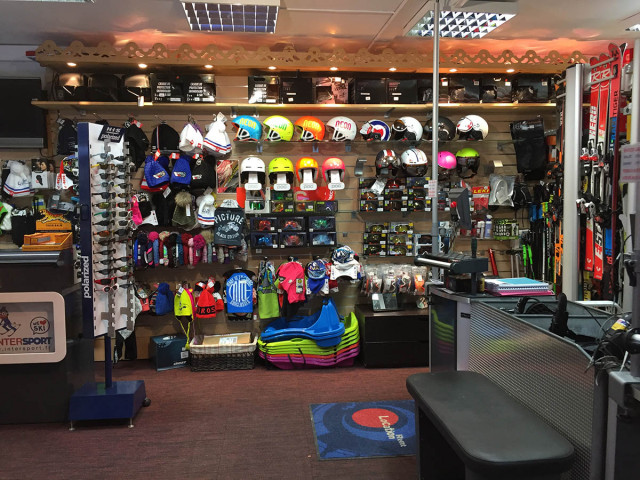 magasin Intersports - © magasin Intersports magasin Intersports