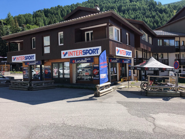 Intersports - © Intersports Intersports