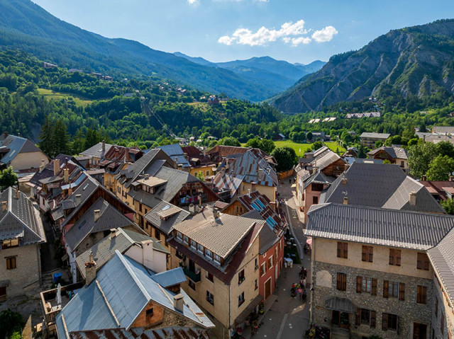 Treasure hunt_Allos