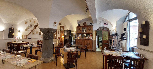 Hôtel Pascal, Allos salle de restaurant