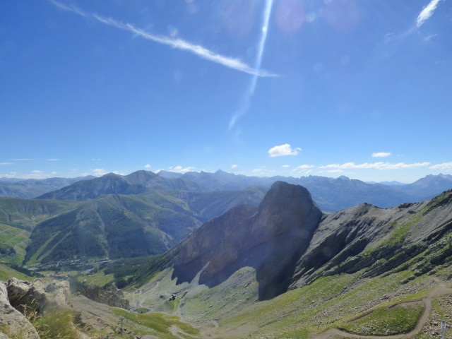 View of the valley and the Val d'Allos - La Foux resort from Les Courtiens, situated on the path to the Estrop refuge