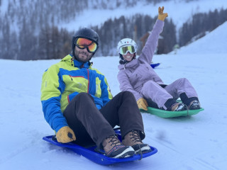 Champons downhill by sledge_Le Seignus